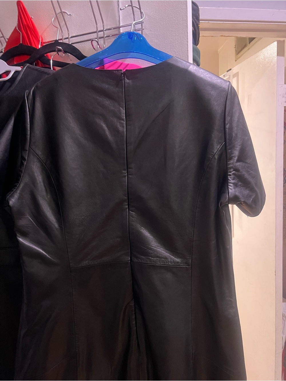 Black Leather Short-Sleeve Dress Jacket - Picture 3 of 13